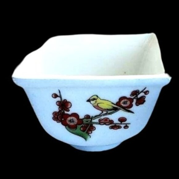 Chinese Small Cup Wine or Sake With Birds Desk Organizer - Picture 6 of 6